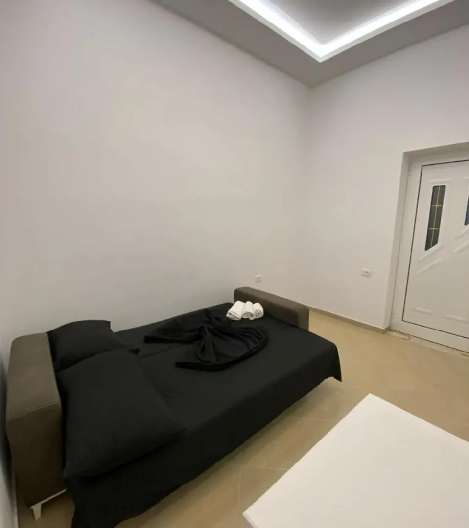 Jame'S Apartment Sarande 0*,