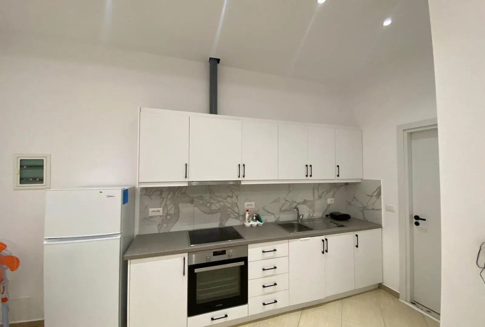 Jame'S Apartment Sarande