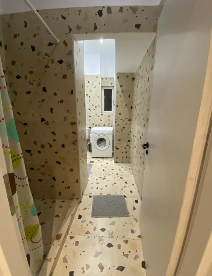 Jame'S Apartment Sarande